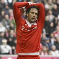 Pulang di Tengah Laga, Toni Terancam Sanksi