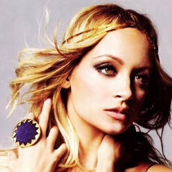 Nicole Richie Jual Perhiasan Murah