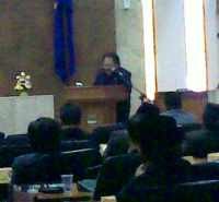  Microphone Kucing-kucingan dengan Ketua Fraksi Golkar