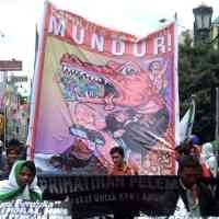 Massa Pro dan Kontra KPK Serbu Malioboro Yogya