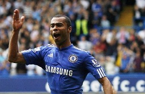 Chelsea Terancam Kehilangan Ashley Cole