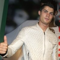 CR9 Tak Lebih Laku Dibanding Beckham