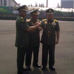 George Toisutta Resmi Gantikan Agustadi Sasongko Sebagai KSAD