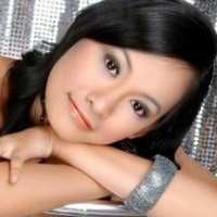 Senin Pagi, Tia Bawa Tamu Masuk ke Kamar 