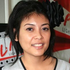 Garap Film, Sigi Wimala Cuekin Pacar