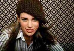 Watak Asli Perempuan Sulit Dideteksi