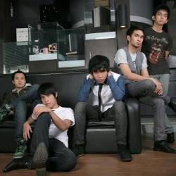 Dituntut Rp 2 Miliar, Lyla Band Tenang