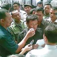 Tak Ada Perlawanan, Hotel Garden Dieksekusi 