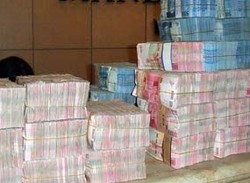 Serikat Pekerja Tuntut Kenaikan UMP DKI 9 Persen