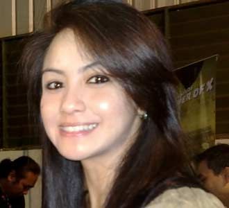 Jerawat Bikin Sebal Revalina