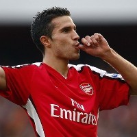 Van Persie Bukan Drogba atau Torres 