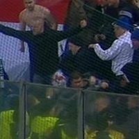 Fans Bikin Ulah, Rangers Didenda