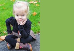 Gadis Cilik Minum Sekaleng Obat Agar Tubuhnya Tak Membatu