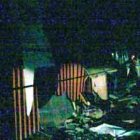 Dua Rumah di Pakal Rusak Tertimpa Tower 