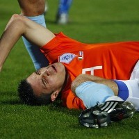 Van Persie Terancam Absen Dua Bulan