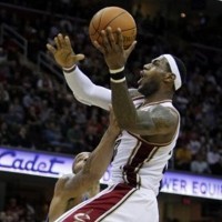 Insting Membunuh James Bawa Cavs Berjaya