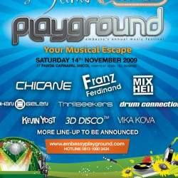 Playground Festival 2009: Bergoyang di Atas Pasir