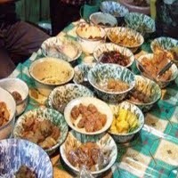 Nasi Jamblang Komplet plus Blakutak Suedep!