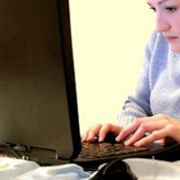 Simpan Mayat Puteri Kandung, Ibu Curhat Online