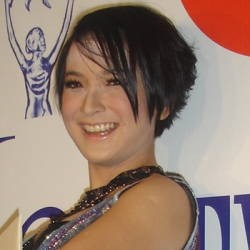 Andhara Early Pacari Bassis Band Lyla? 