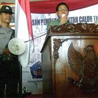 Pelepasan Transmigran Diwarnai Listrik Padam 