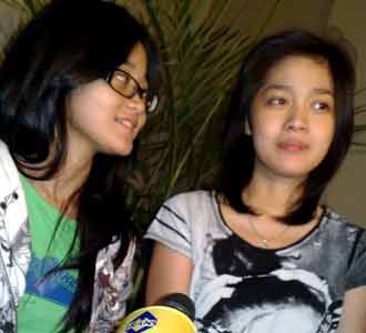 Gracia Indri Ditemani Adik