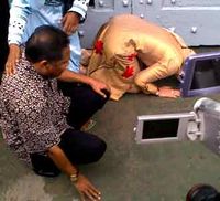 Bebas Bersyarat, Puteh Sujud Syukur