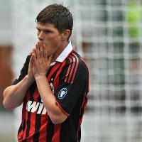 Huntelaar Mungkin Butuh Adaptasi