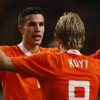 Kuyt Tuding Italia Main Kasar
