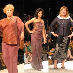 Lenggak-lenggok Istri Duta Besar di Fashion Show Allure