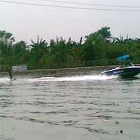 82 Pelajar Ikut Kejuaraan Ski Air dan Wakeboard