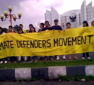 Aksi Dukung Greenpeace