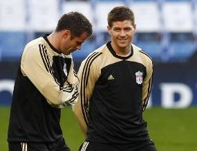 Gerrard & Carra Ledek Fergie-Neville