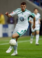 Wolfsburg Siap Lepas Dzeko