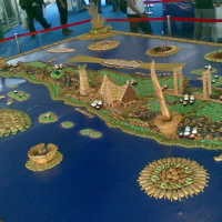 Kue Miniatur Indonesia Pecahkan Rekor