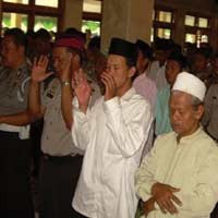 Polda Jatim Bantah Sebarkan Selebaran Minta Doa