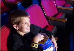 Nonton Bioskop Sambil Ngemil Popcorn Timbun Banyak Lemak