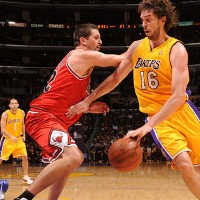 Gasol Gemilang, Lakers Menang