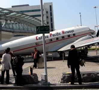 Melongok Kantor Cathay Pacific