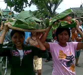 Tradisi Tegal Deso Warga Tubanan