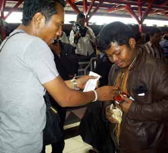 Razia Narkoba di Stasiun Pasar Turi