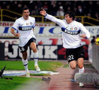 Tiga Angka dari Renato DallAra