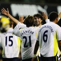 Spurs Menempel MU