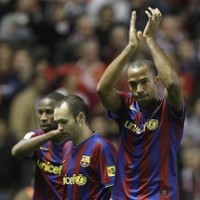 Tiga Raksasa di Tepi Bahaya