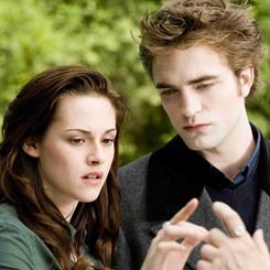 16 Ribu Twilighters Serbu New Moon di Jakarta