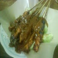 Mengulang Kembali Kelezatan Sate Santa