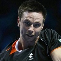 Debut Manis Sang Pengganti 