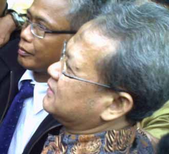 Rohkmin Dahuri Bebas