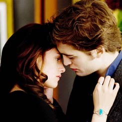 New Moon: Cinta Segitiga Vampir, Manusia & Werewolf