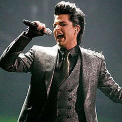 Cium Pria di TV, Adam Lambert Tuai Kontroversi